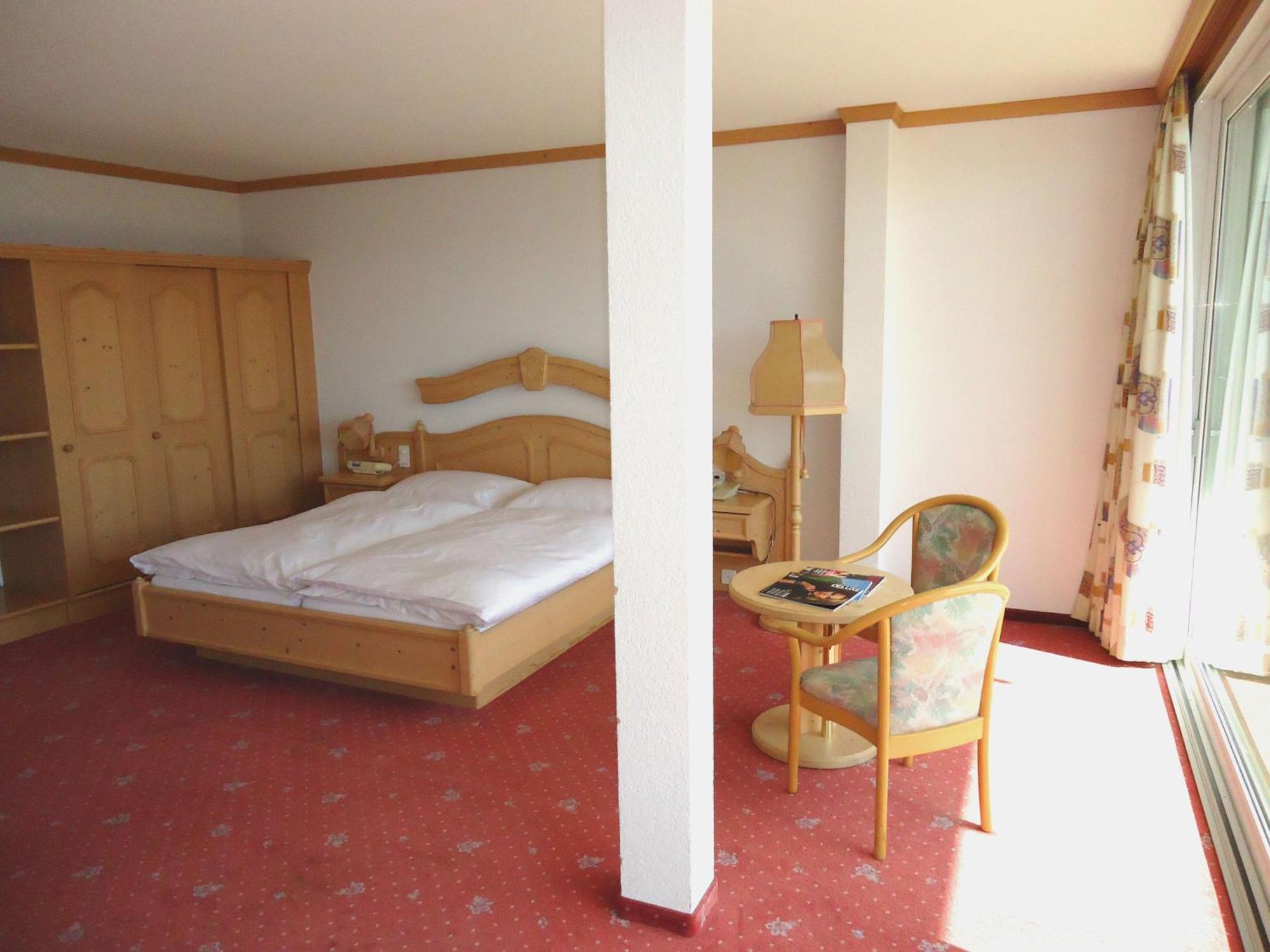 קראנס-מונטנה Grand Hotel Du Parc חדר תמונה